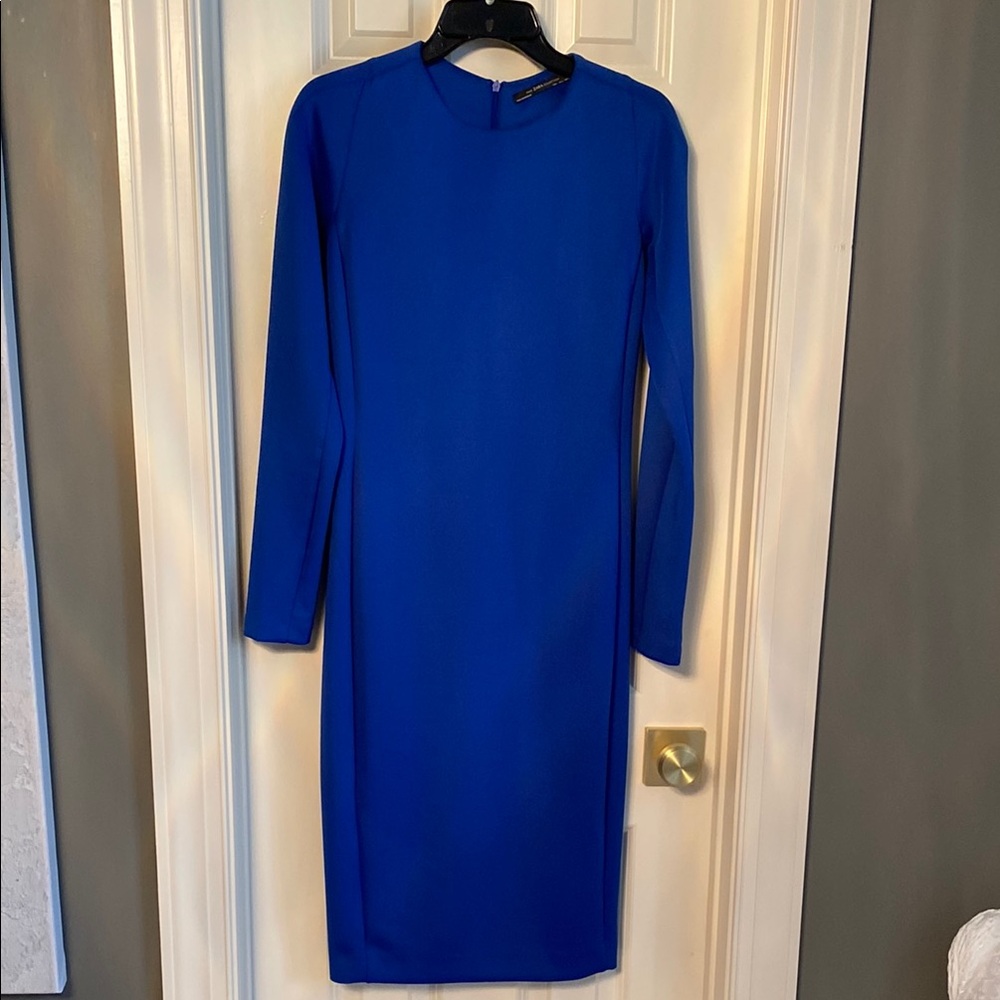 Elegant Blue Long Sleeve Dress